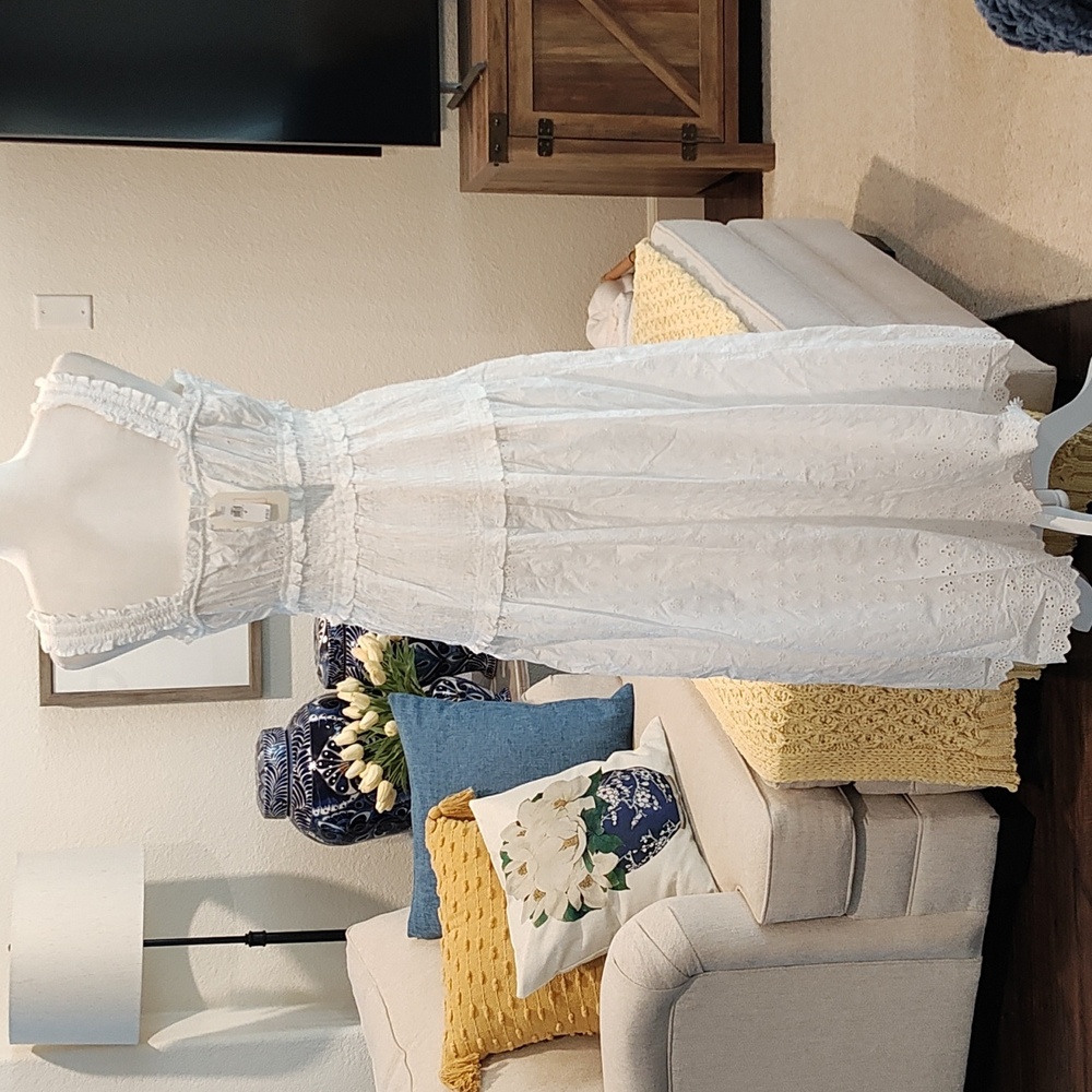 Doen GAP White Eyelet Cotton Maxi Dress - Picture 9 of 16